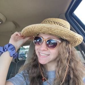 Meet your Posher, Madison